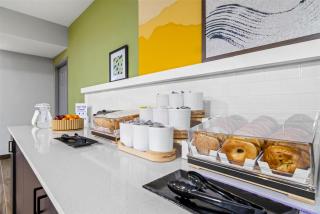 Spark By Hilton Merrillville - 4