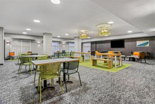 Spark By Hilton Merrillville - 3