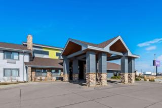 Spark by Hilton Cedar Falls - 9