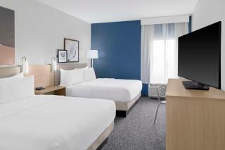 Spark By Hilton Lansing - 2