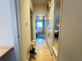 Beautiful Family Apartment On Edgware road - 6
