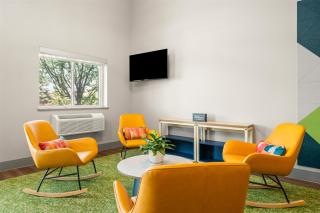 Spark By Hilton Eden Prairie - 5