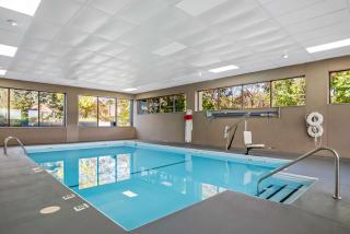 Spark By Hilton Stevensville - 1