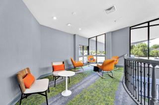 Spark by Hilton Plymouth - 5