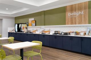 Spark by Hilton Rahway - 5