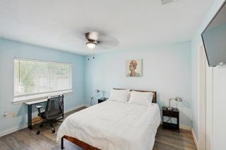 Frida's Hideaway - 2