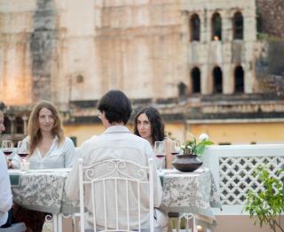 The Castle View Homestay - 9