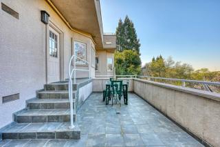 Vista De Lago Retreat Luxury Mansion with Pool and Theater - 6