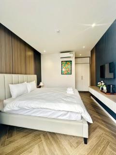 Luxury Hotel - Sunset Town - 1