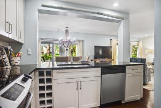 Heart of Sea Pines Coastal Villa Getaway - 3