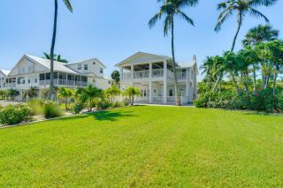 Luxe Pine Island Living Historic Old Florida Gem! - 0