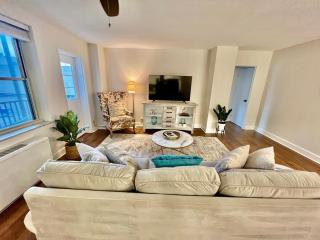 15A Stylish City Condo in Downtown Atlanta - 8