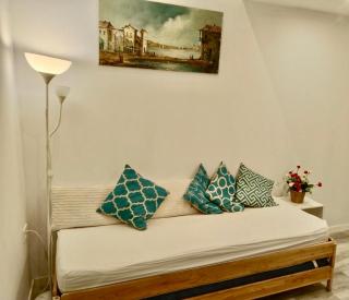 Loft 1 - 5