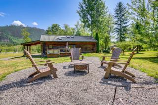 Dog-Friendly Arlington Cabin with Private Hot Tub! - 0