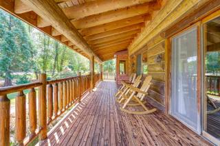 Private Deck Dog-Friendly Arlington Cabin - 9