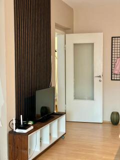 LOVE TIRANA APARTMENT x 6 people - 1