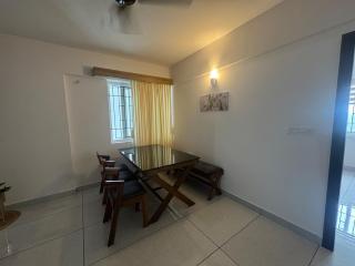 Spacious 2-bedroom apartment - 4