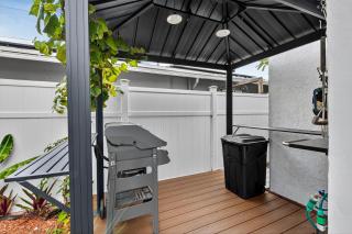 Tropical South Florida Home - 3