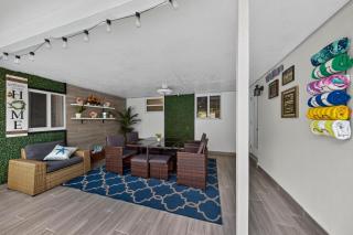 Tropical South Florida Home - 6