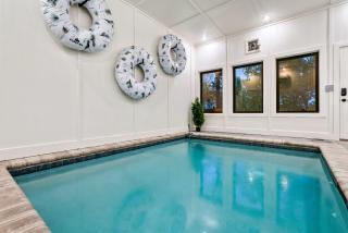 Summer Retreat Hot Tub Pool Arcade W Grill - 7