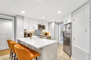 Oceanfront Villa Direct Beach Access - Hilton Head Island - 3