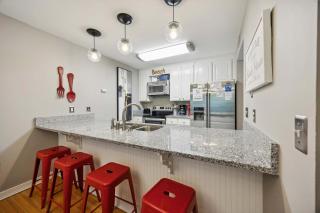 The Moorings Villa Pet-Friendly in Palmetto Dunes - 3