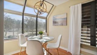 Harbourside Villa Steps to Shops Dining & Marina - Hilton Head Island - 5