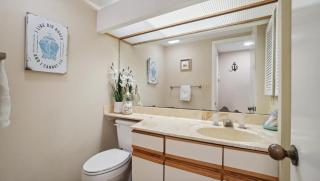 Harbourside Villa Steps to Shops Dining & Marina - Hilton Head Island - 1