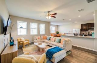 Cozy 4b family home, video games, patio projector - 2