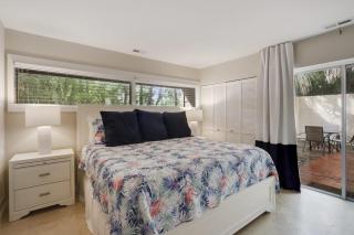 Spacious Villa Walk to Coligny Beach - Hilton Head Island - 3