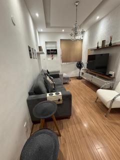 Cozy Apartment in Botafogo, 1 minute to the Metro - 0