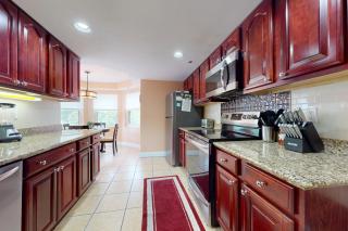 Gatehouse Condos Unit 307 - 1