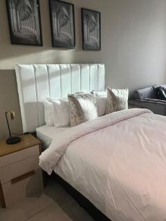 423 Menlyn maine Apartment - Pretoria - 4