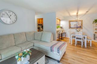 half Mi to Shore Condo with Balcony in Myrtle Beach! - 3
