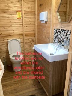 Herigerbi Park Woodland cabin - 8