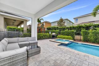 Elegant Home Near Disney With Game & Themed Rooms With Waterpark & Resort Access At Encore Resorts Reunion - 400La - 3