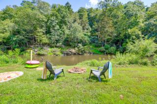 Riverfront Home with Fire Pit and Deck in Lansing - Lansing - 7