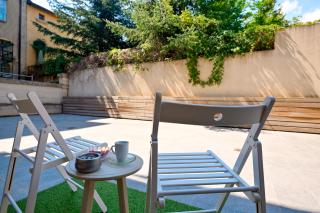 Varna Central Apartment with Free Parking - 4