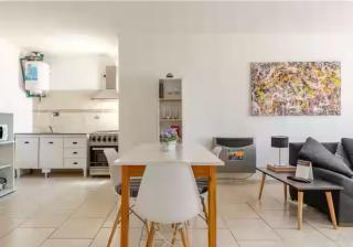 Casa Minimalista ideal para Familias con Mascotas - San Rafael - 0