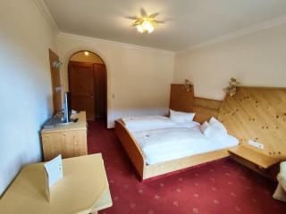 Hotel Gut Kramerhof - Kirchdorf in Tirol - 2