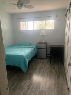 Tight budget room for rent in my singlehouse - Estevan - 7