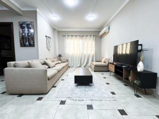 Spacious Modern 2BR Apartment in Maadi - 5
