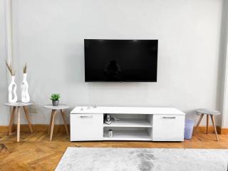 Modern Cozy Studio Prime Location In Maadi - 1