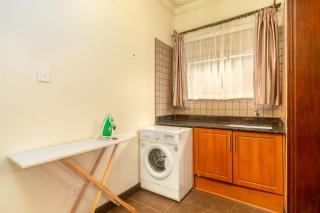 Lake Victoria Residence - Stylish 2BR Apartment 10 mins to Airport - 3