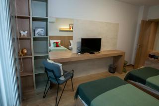 TRINAVIS In Blue-Boutique Apartment, OWN PRIVATE PARKING, City Center, Entire Apartment - 9