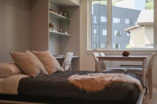 Studio At The Crescent Sleeps 2 to 4 - 2