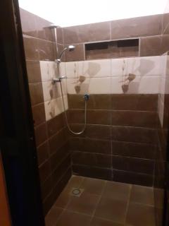 Deluxe Twin Beds in Royal Blue Guest House and Bar - 1