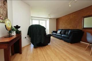 The Bay View Weekly & Monthly Discounts, parking - Cardiff - 3