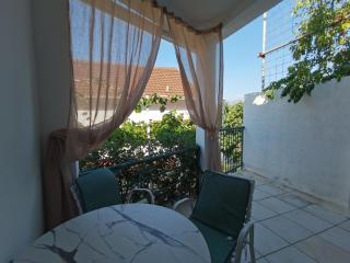 Cozy appartement in Krasici - 9