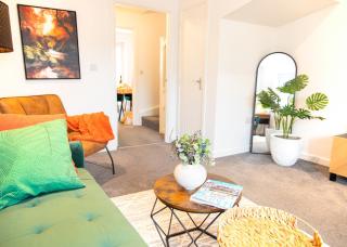 Bright and Stylish 3-bed House - Families and Contractors - Near Coventry Arena and M6 - 9